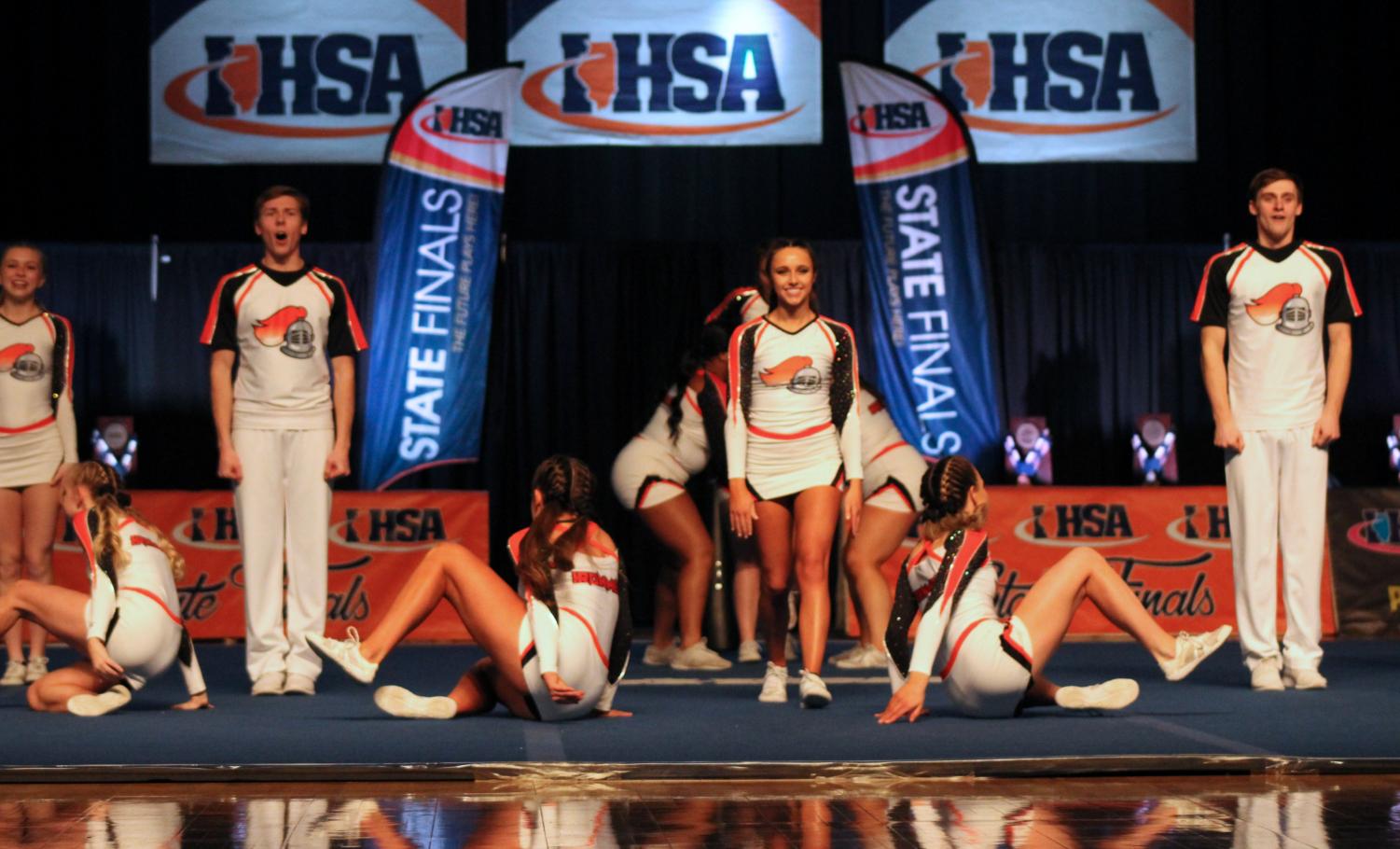 Photo+Gallery%3A+IHSA+State+Co-Ed+Varsity+Cheer+Competition