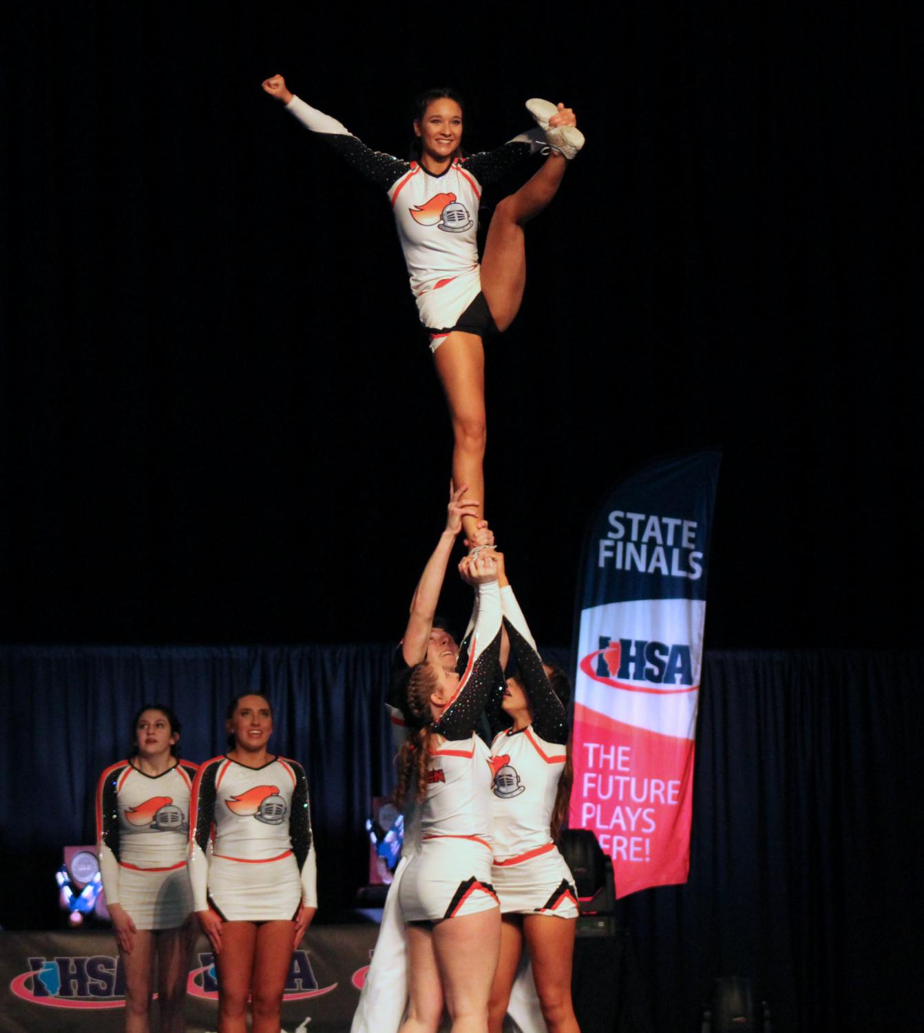 Photo+Gallery%3A+IHSA+State+Co-Ed+Varsity+Cheer+Competition