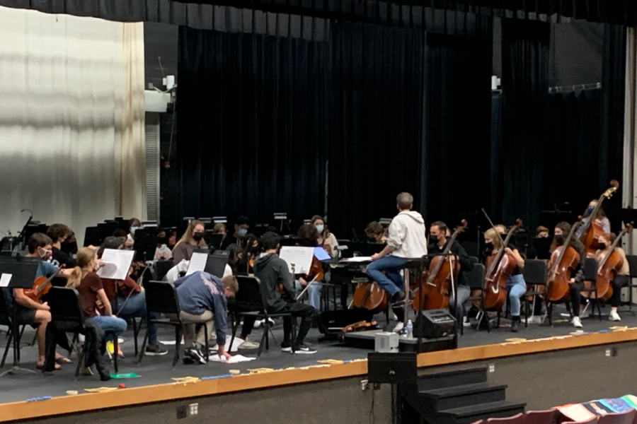 Mrs. Melissa Siebenthals 3rd hour orchestra class rehearses for the Hauntcerts 26th performance.
