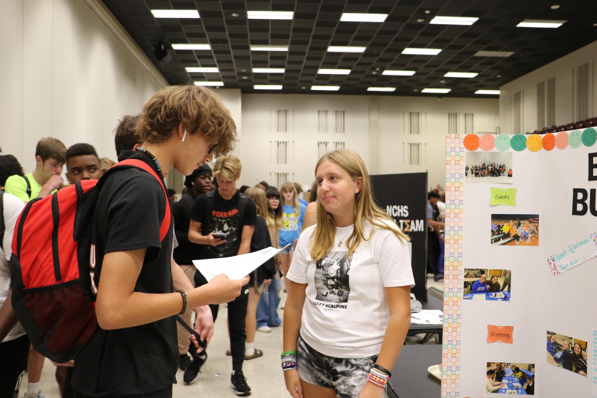 Activities fair highlights diverse range of student involvement options [photo gallery]